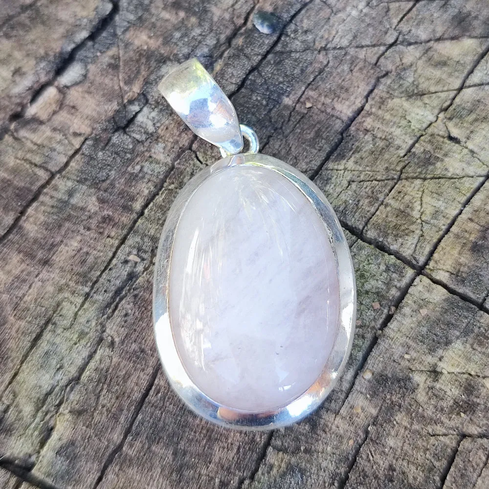 Ethnischer Anhänger aus 925er Silber mit Stein - ARVI