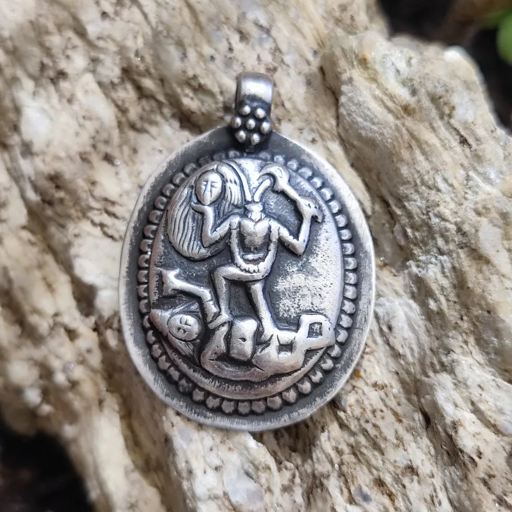 Antique silver pendant with the goddess Kali - SURDAHA