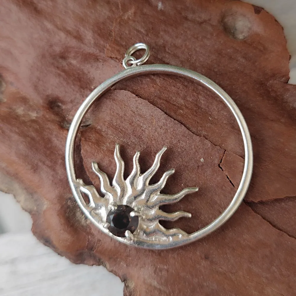 925 Silver Handcrafted Pendant with Stone - ANANDPUR