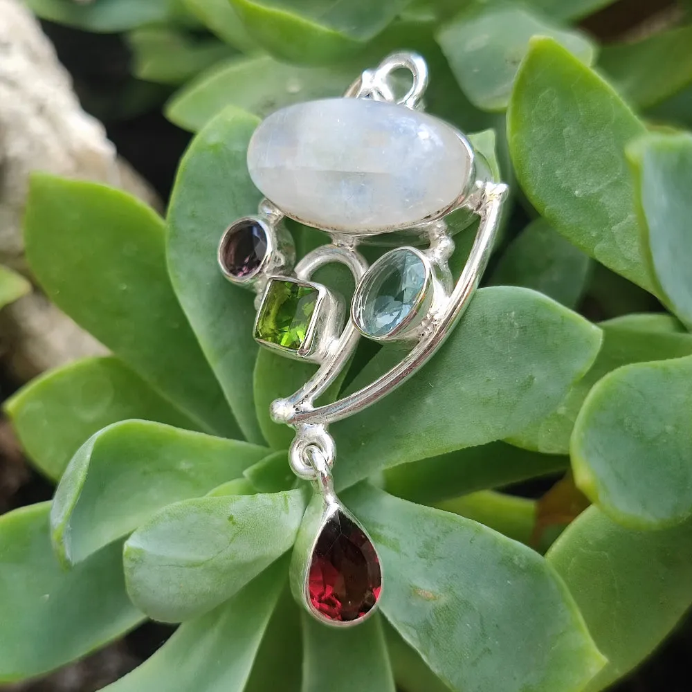 Ethnic pendant in 925 silver with stone - NAMNA