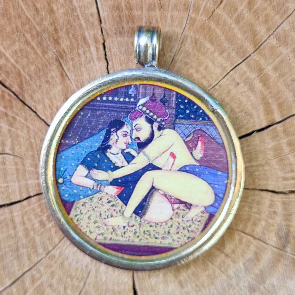 Ciondolo indiano in ottone Kāma Sūtra - KOZHIKODE