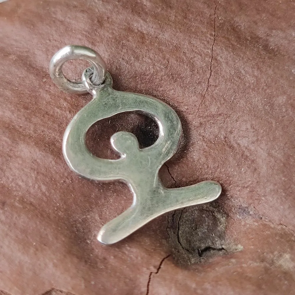 Stylized YOGA Pendant in 925 Silver - SATAN PUR