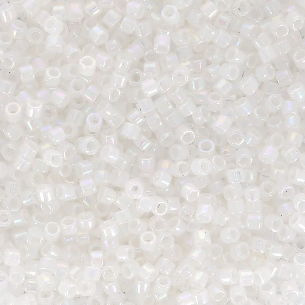 Miyuki Delica 11/0 DB0222 - Opale bianco AB - Confezione da 100 g