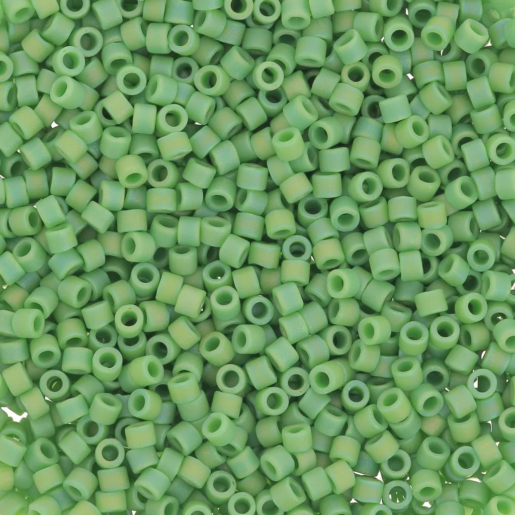 Miyuki Delica 11/0 DB0877 - Opaque Green Mat ABB - confezione da 100g