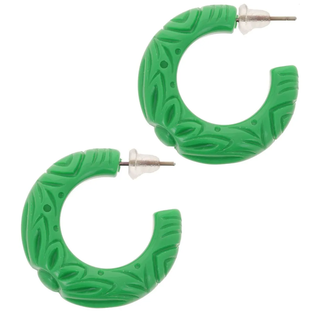 Orecchini a cerchio largo in resina opaca 30 mm - fiore inciso - Verde abete x2