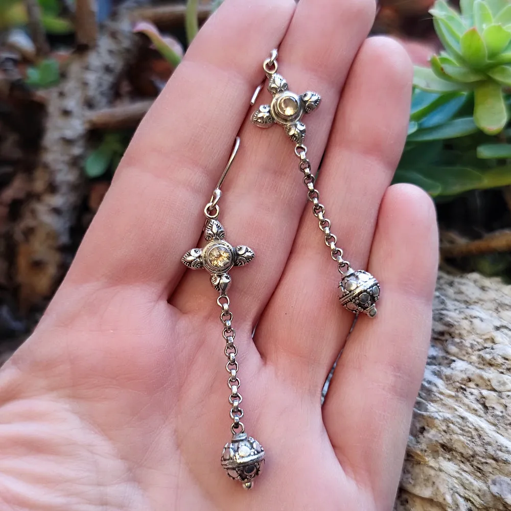 Ethnische OHRRINGE mit Stein aus 925er Silber – KUMAR