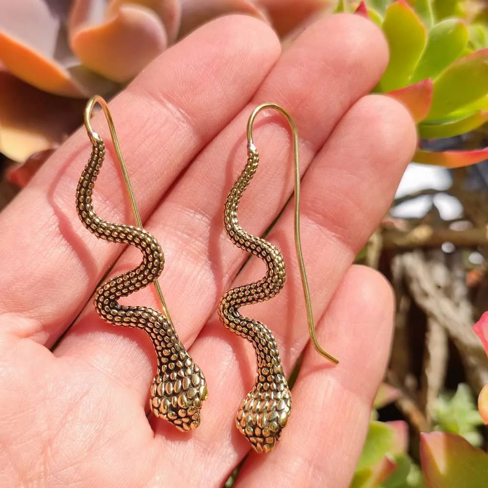 Orecchini indiani con serpenti in ottone - VIPUL