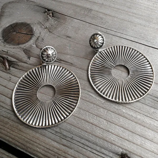 Orecchini in argento 925 a cerchio - GOMTI