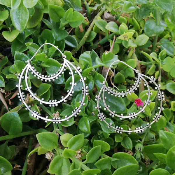 ORECCHINI etnici MADHURI in ottone senza pietra | ORECCHINI etnici spirale | ilmondodiwit.com