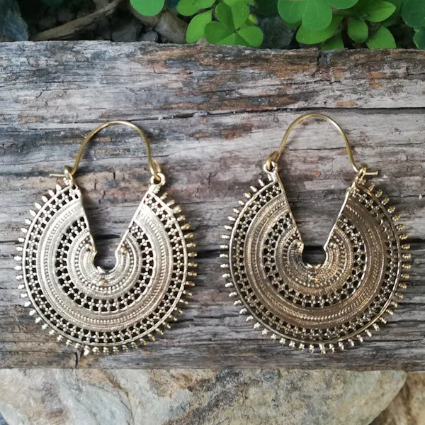 ORECCHINI etnici RHEA in ottone senza pietra | ORECCHINI etnici in ottone | ilmondodiwit.com