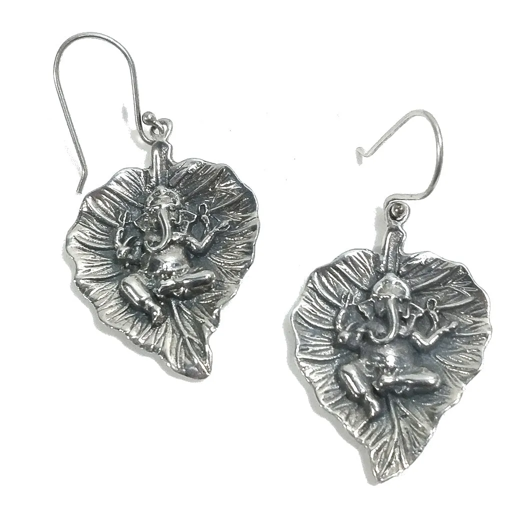 ORECCHINO ETNICO argento 925 GANESH su foglia