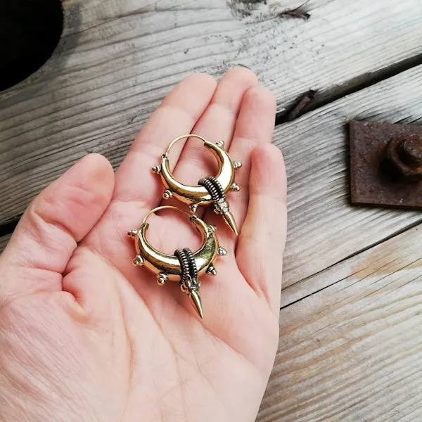 MALAR ORECCHINI a cerchio in ottone con punta | Cerchio