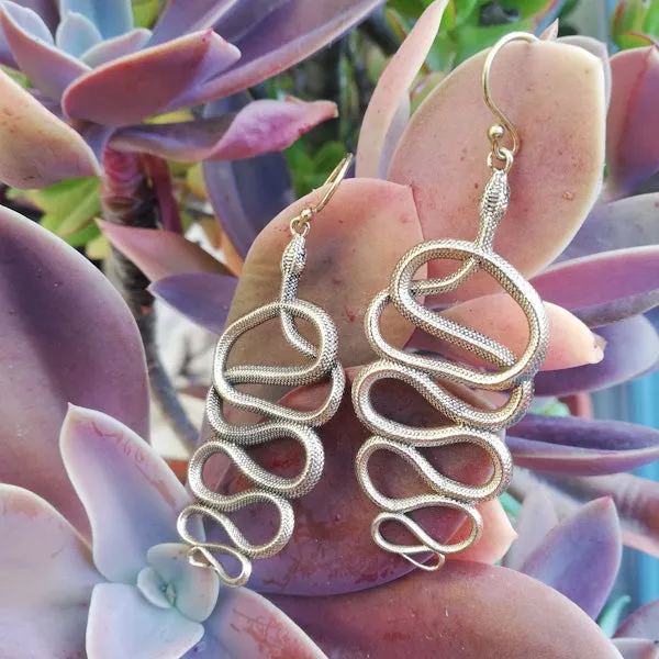 Orecchini etnici in ottone con serpenti - HENISH