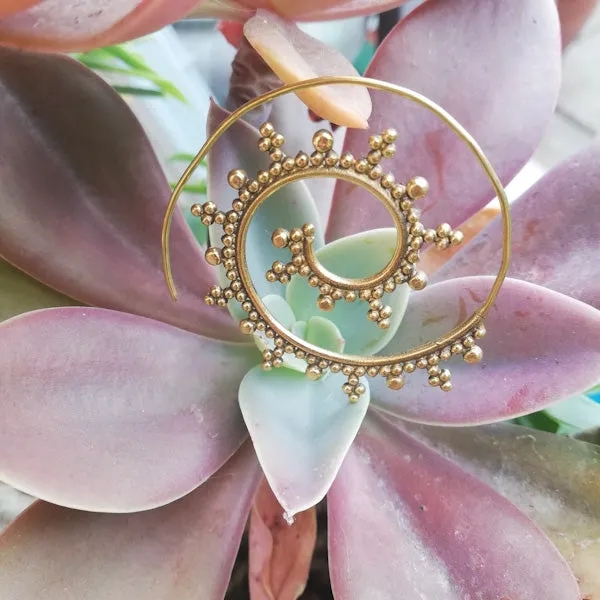 ORECCHINI etnici a spirale in ottone - JOSHIL