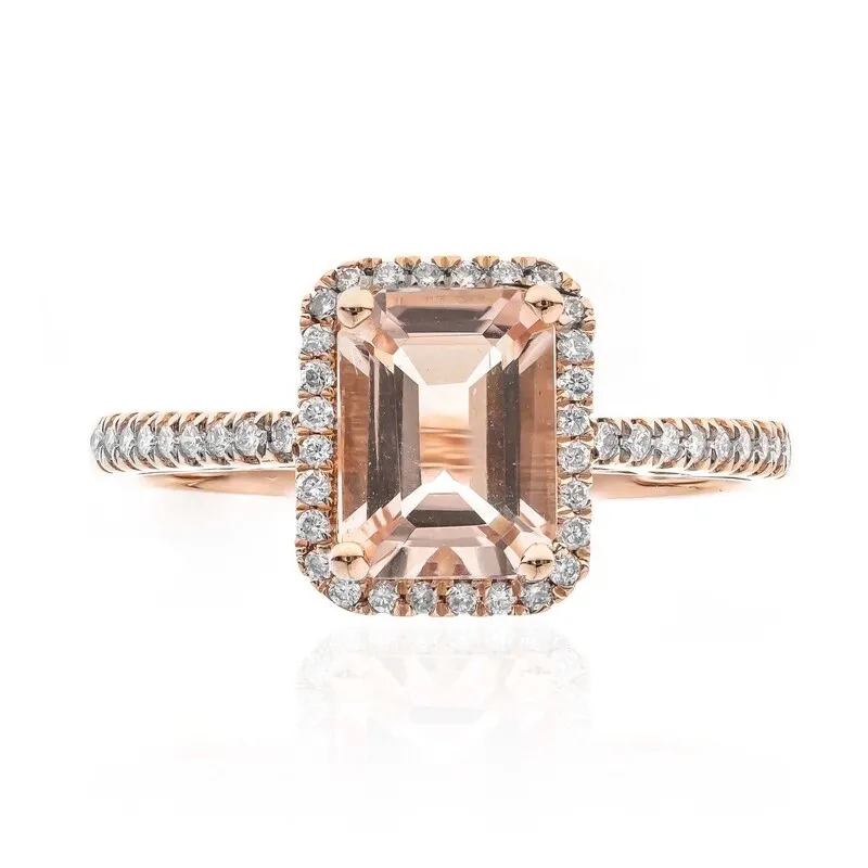 Anello in oro con Morganite (CIRARI)