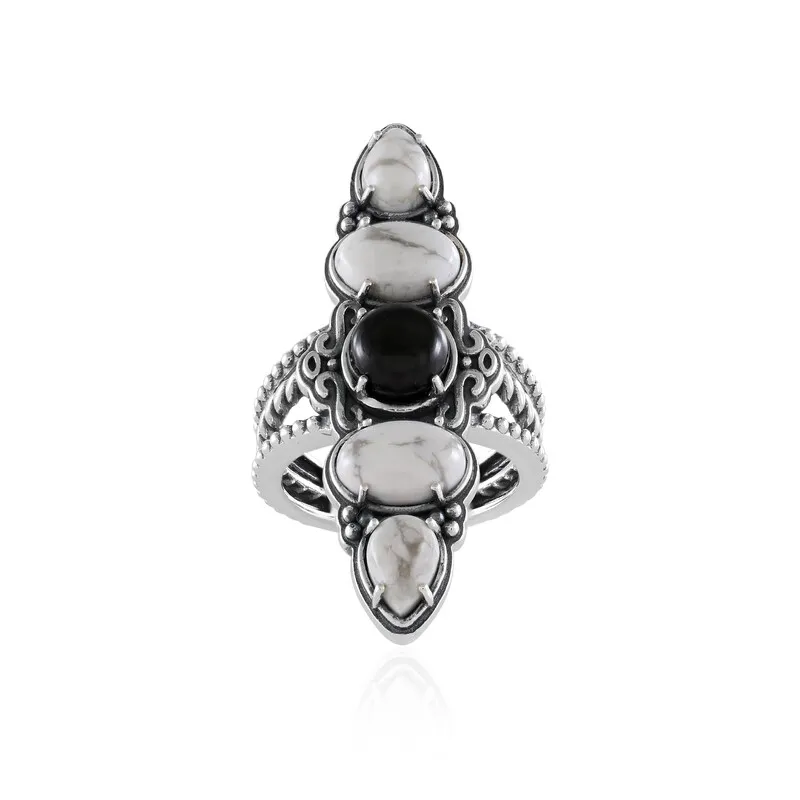 Anello in argento con Howlite (Desert Chic)
