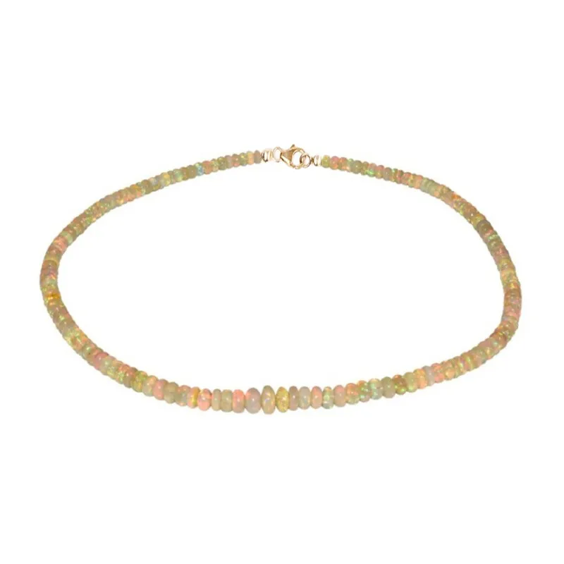 Collana in oro con Opale di Welo