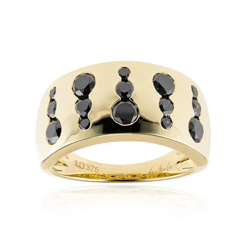 Anello in oro con Diamante Nero (de Melo)