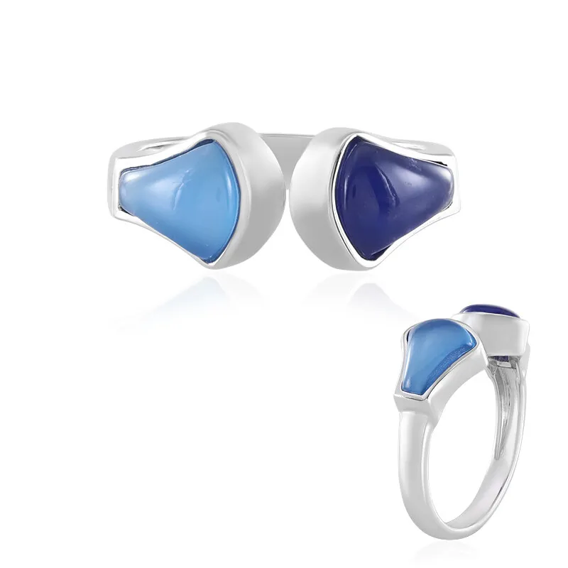 Anello in argento con Sodalite