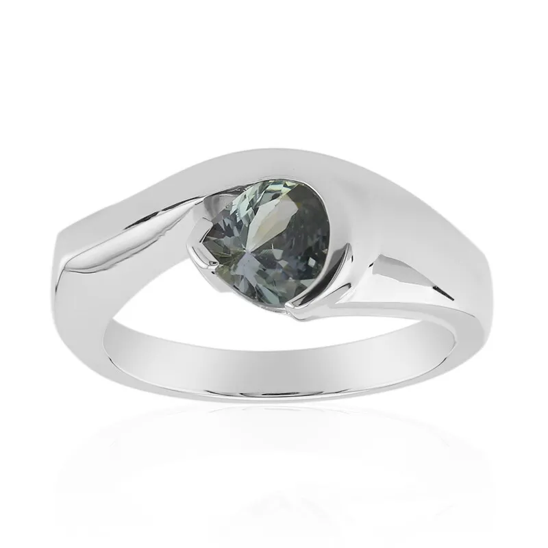 Anello in argento con Tanzanite (non riscaldata) (Pallanova)