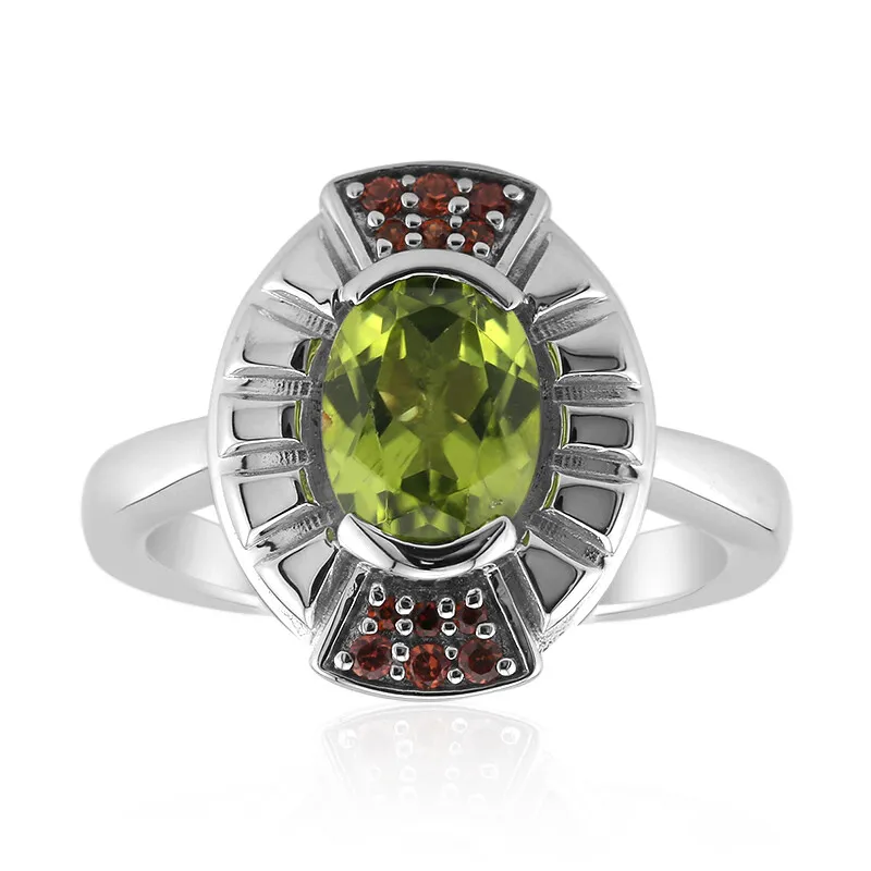 Anello in argento con Peridoto Jilin (Remy Rotenier)