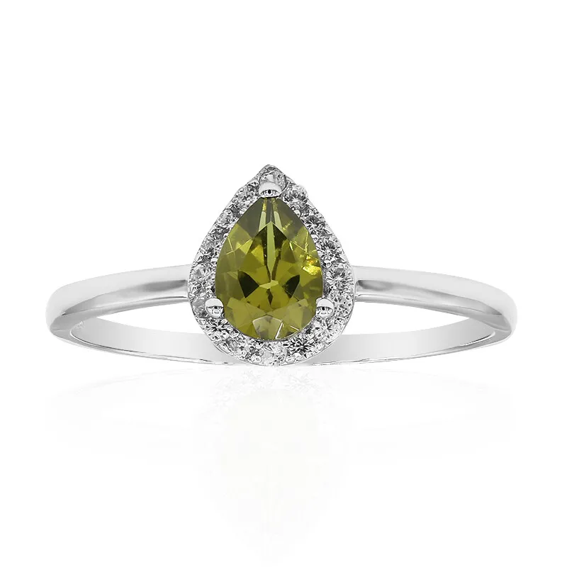 Anello in argento con Idocrasio