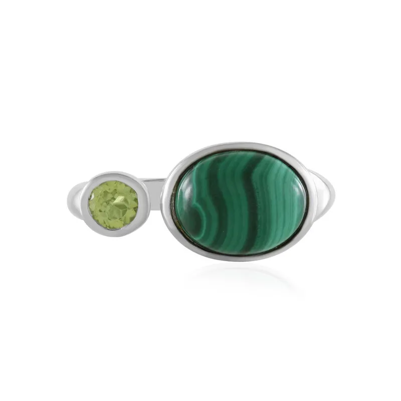 Anello in argento con Malachite